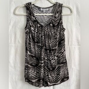 Jennifer Lopez Sleeveless top NWOT (size Small)